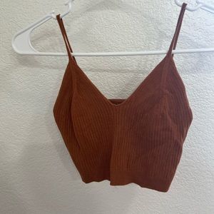 women’s cropped tank
